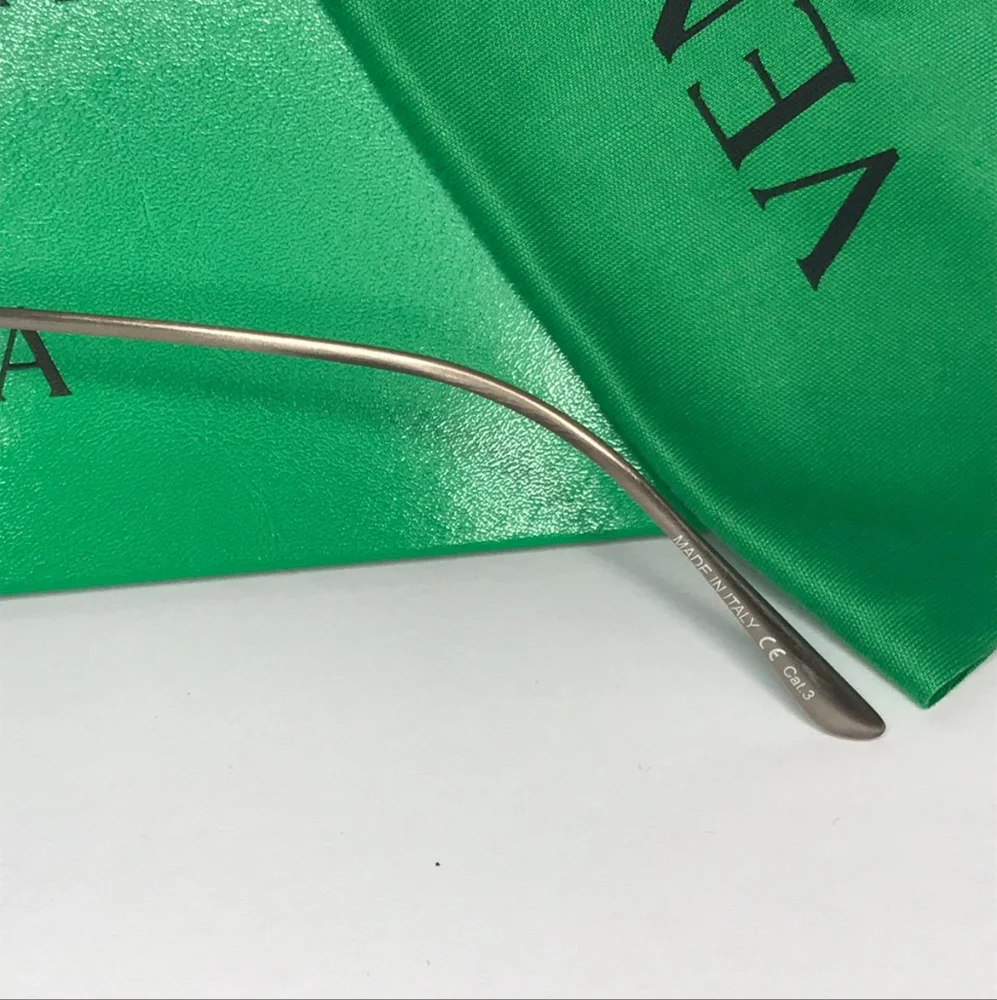 New - 💯original Bottega Veneta Blue Pilot Unisex Sunglasses BV0242S 003 63.